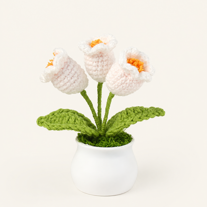 Crochet Bloom – Crochet Orchid Lamp