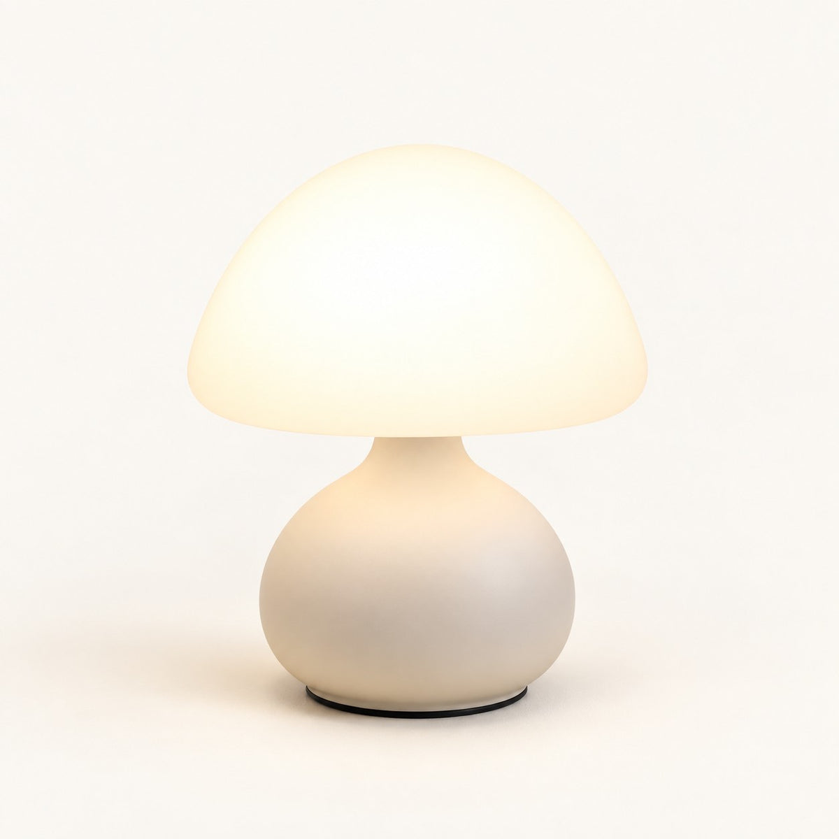 
ObiPuffball – Pat-Touch Mushroom Night Lamp - studio view