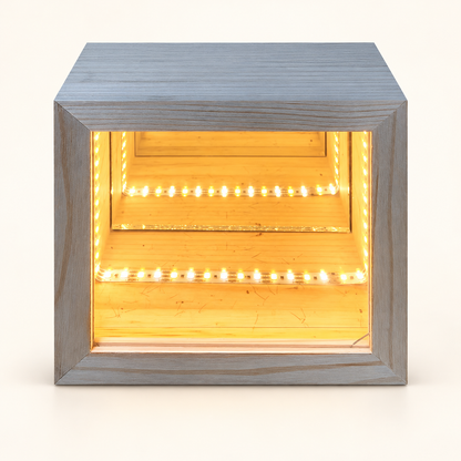 Endless Frame – Infinity Mirror Display Lamp