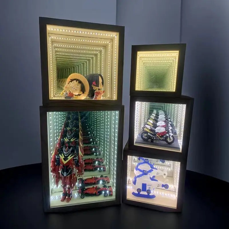 InfinityNest™ Illusion Display Frame