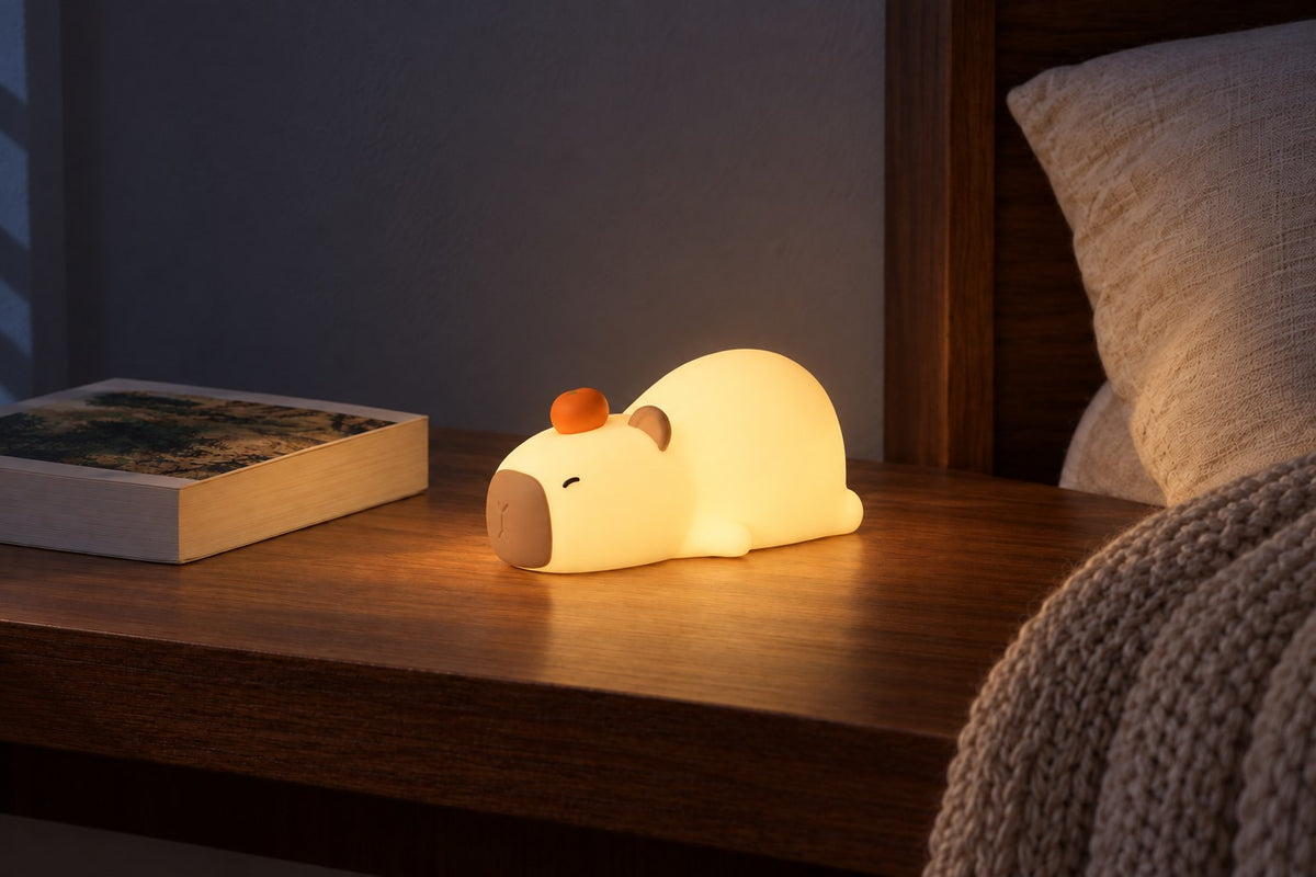 ObiSiesta – Capybara Night Lamp with the light switched on