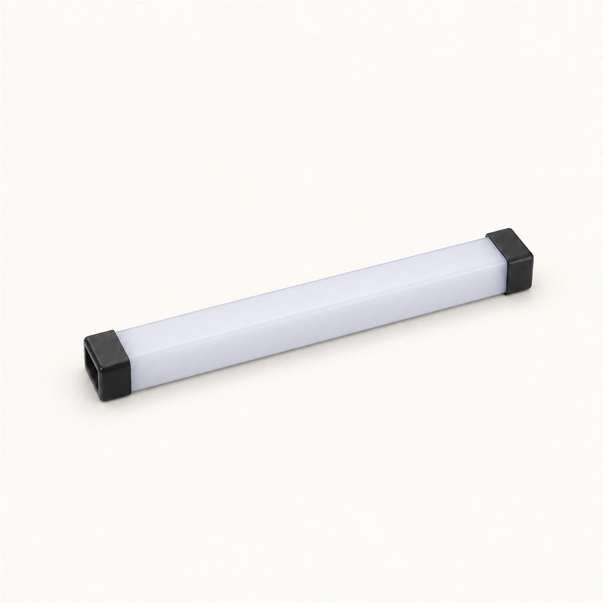 
Studio Bar – Rechargeable Photo & Video Lamp - Purple · 6.7 in variant