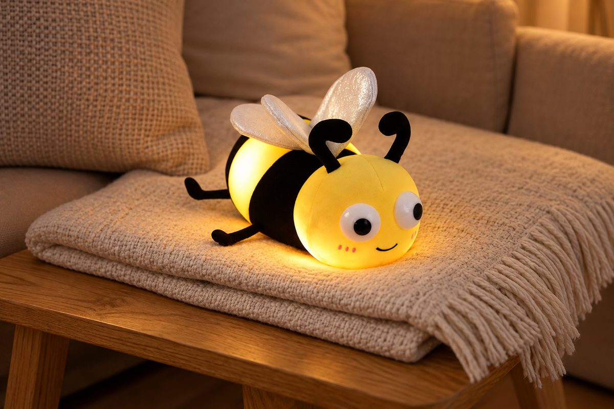 ObiBuzzy – Ladybird and Bee Glowing Plush — same hero product in evening, light on