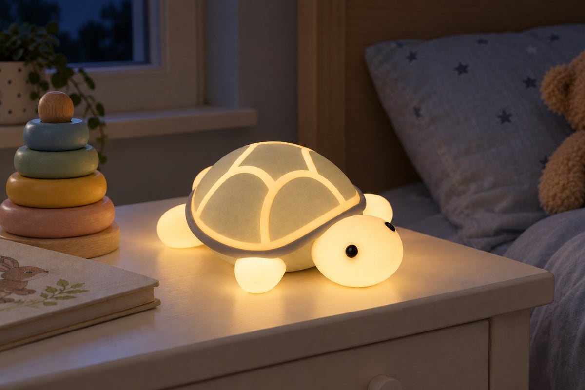ObiBoop – Squishy Pat Night Lamp with the light switched on