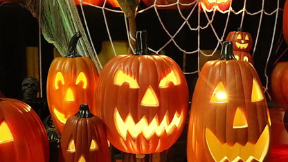 Pumpkin Patch – Carved Pumpkin Lamp