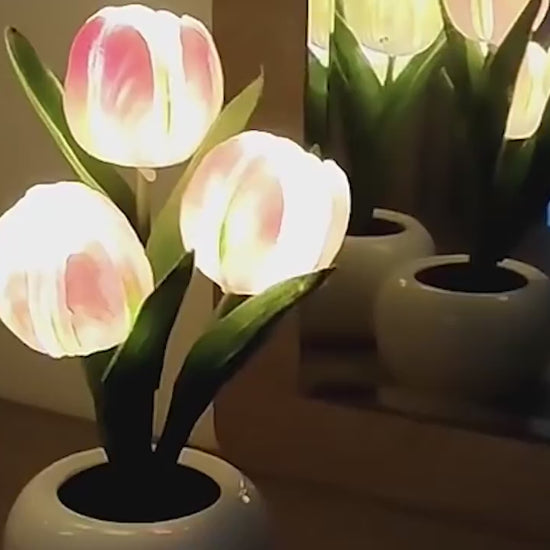 Ceramic Tulips – Ceramic Tulip Lamp