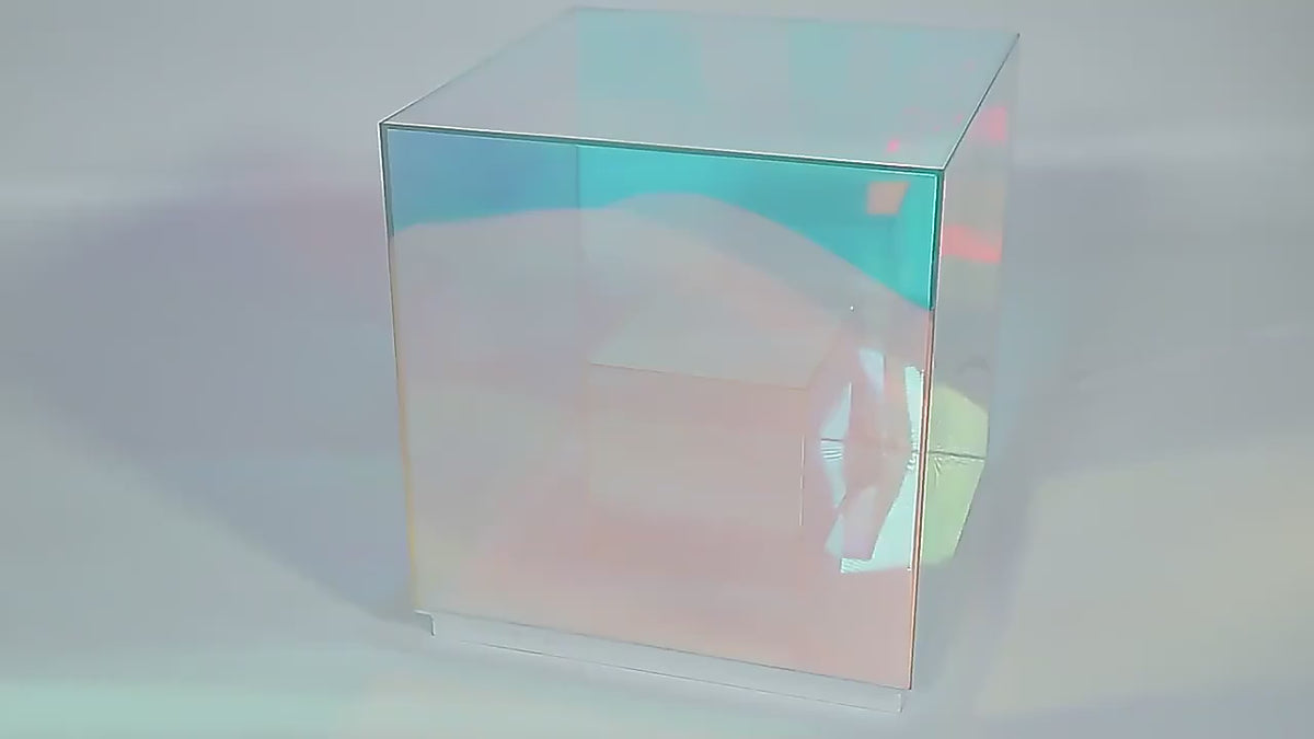 
Hologram Prism – Decorative Acrylic Sculpture Lamp