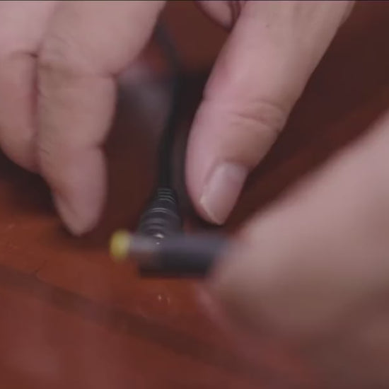 Floating Edison – Levitating LED Lamp
