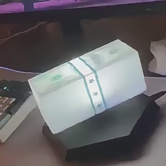 Floating Fortune – Floating Money Lamp