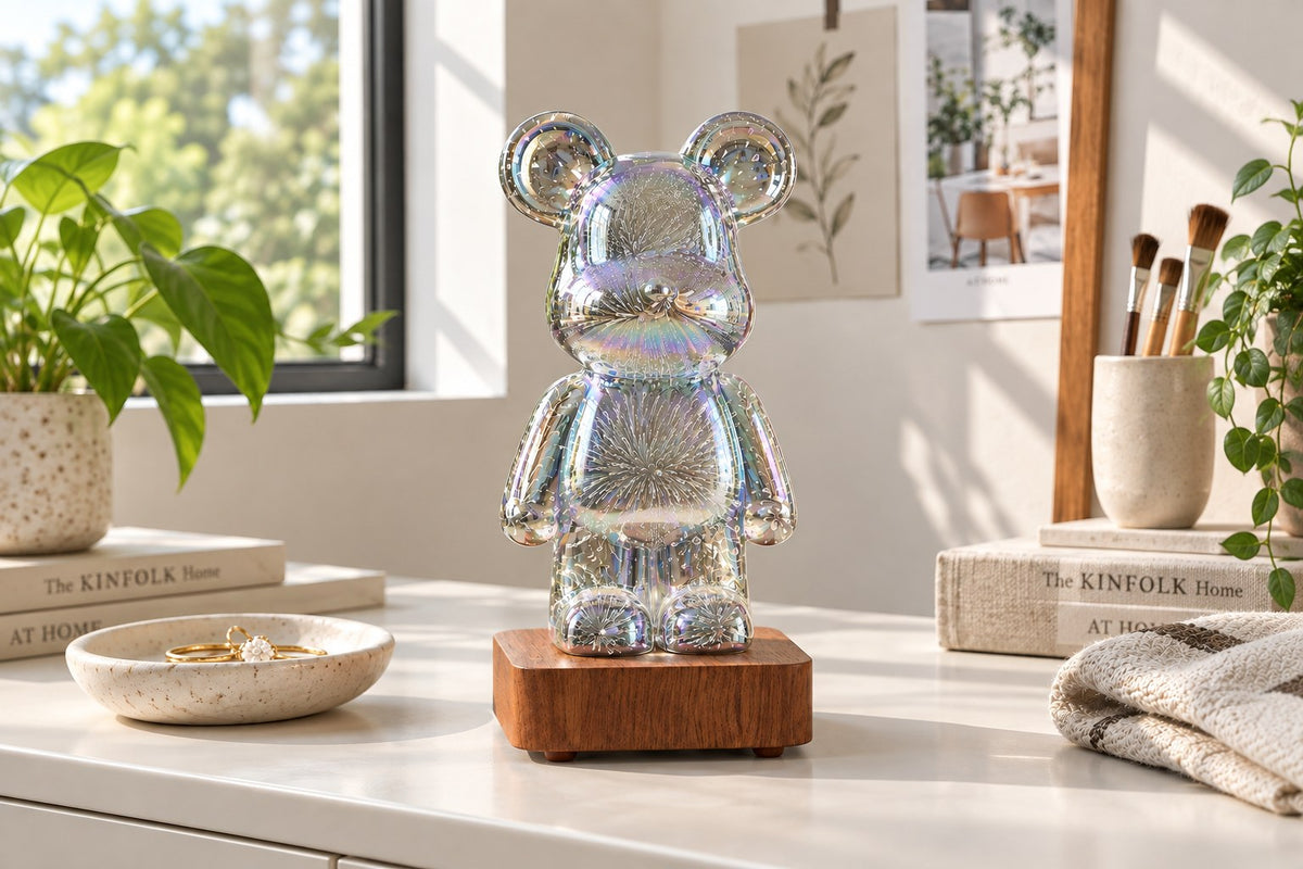 ObiSparkbear – Crystal Bear & Heart Lamp with the light switched off