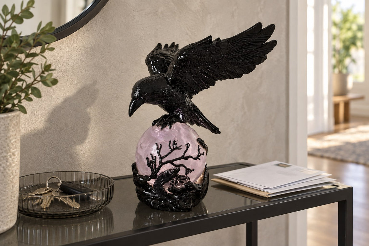 Raven Moon – Moonlight Lamp with the light switched off