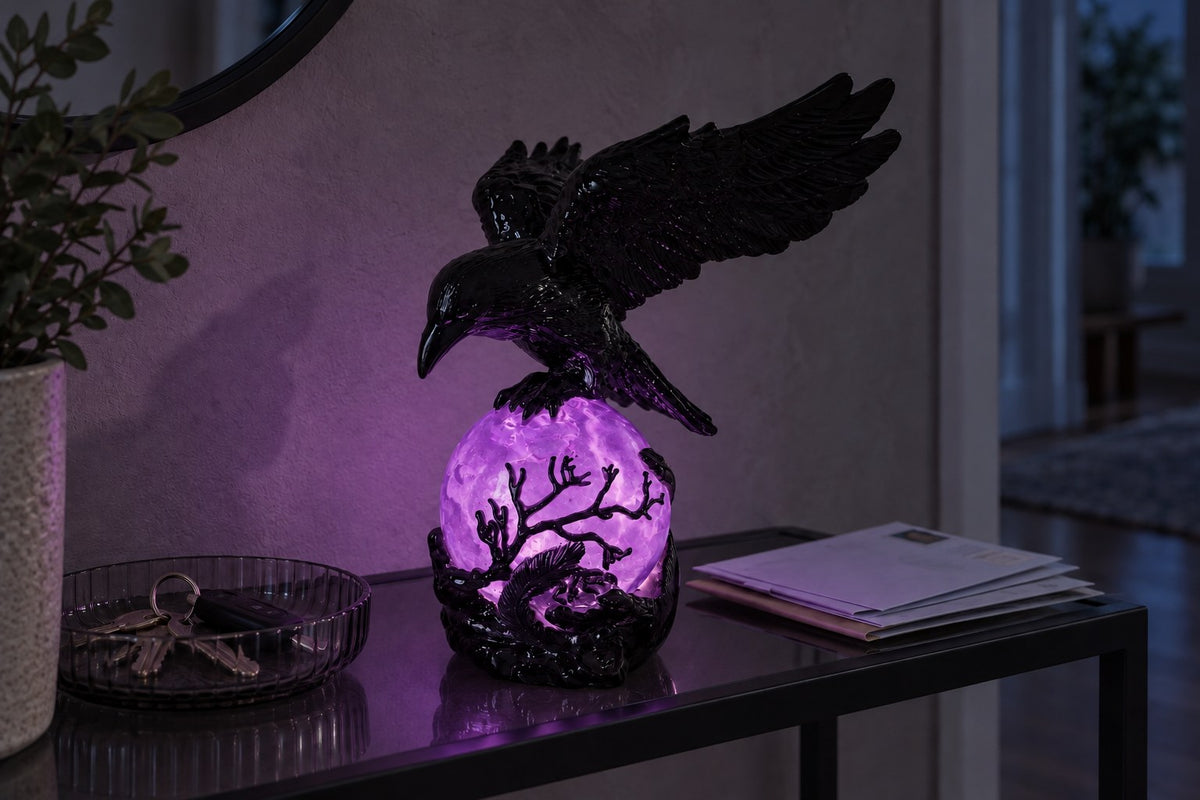 Raven Moon – Moonlight Lamp with the light switched on