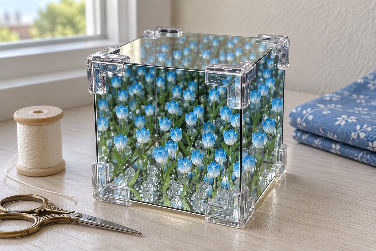 Tulip Box – DIY Tulip Cube Night Lamp Kit with the light switched off
